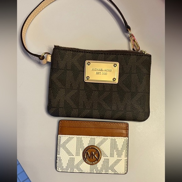 Michael kors wallets 2 - Picture 2 of 5
